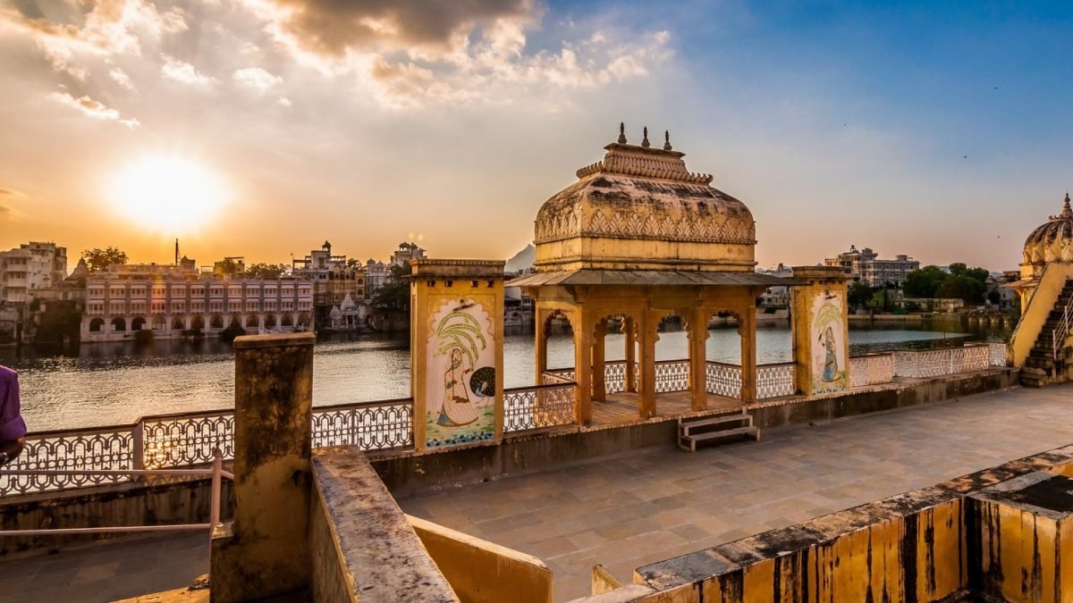 Udaipur City Palace Tour